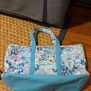 Lilly Pulitzer North Carolina print tote